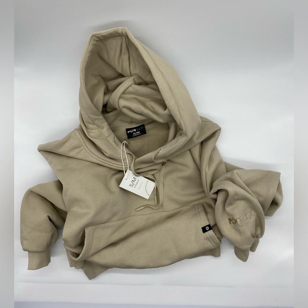 BRAND NEW WITH TAG! Pullover Cloud Hoodie S/M